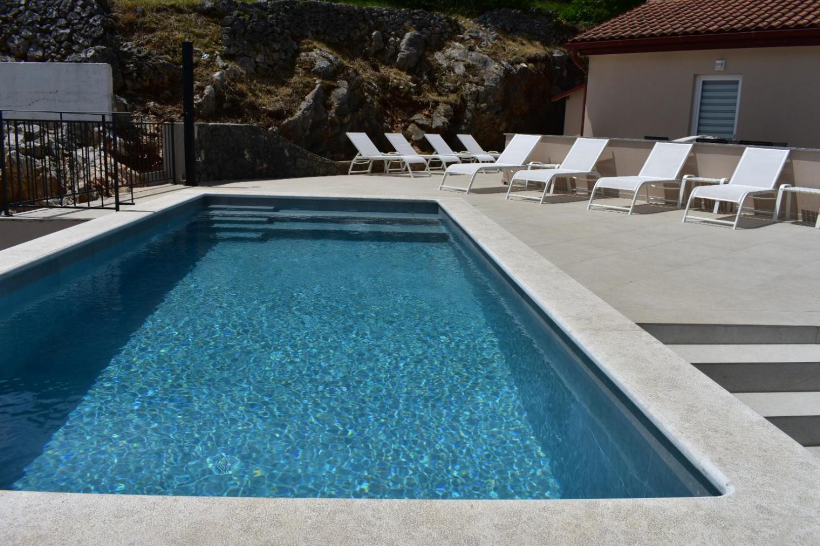Brsec Villa Anda S Apartmanima I Bazenom Exterior foto